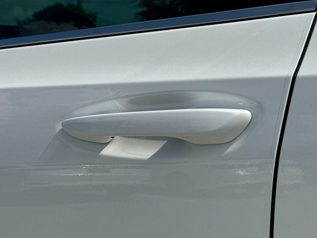 new 2025 Lexus ES 350 car, priced at $54,226