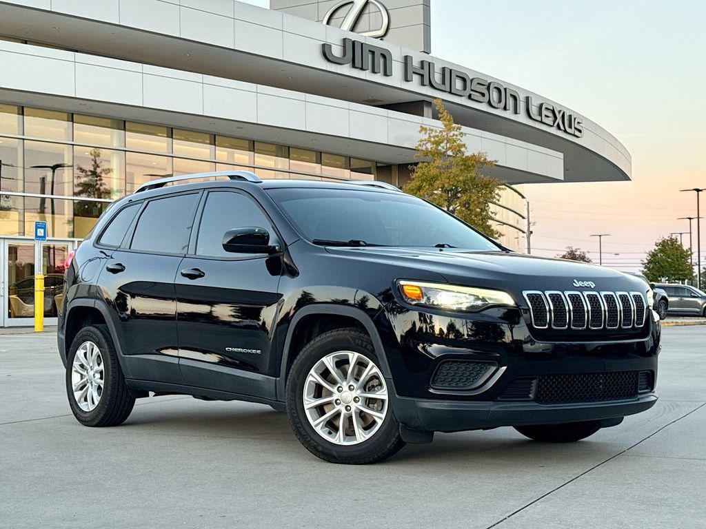 used 2020 Jeep Cherokee car, priced at $18,539