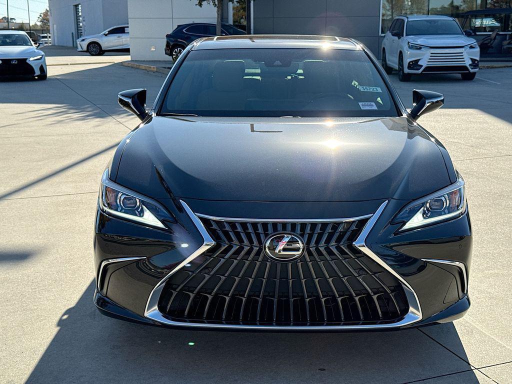 new 2025 Lexus ES 350 car, priced at $51,606
