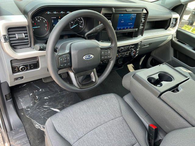new 2025 Ford F-250 car, priced at $58,725