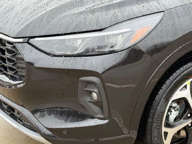 new 2025 Ford Escape car, priced at $38,194
