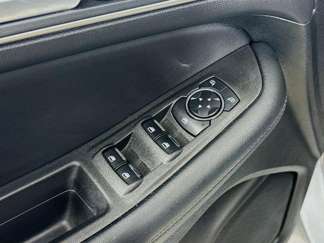 used 2024 Ford Edge car, priced at $25,300