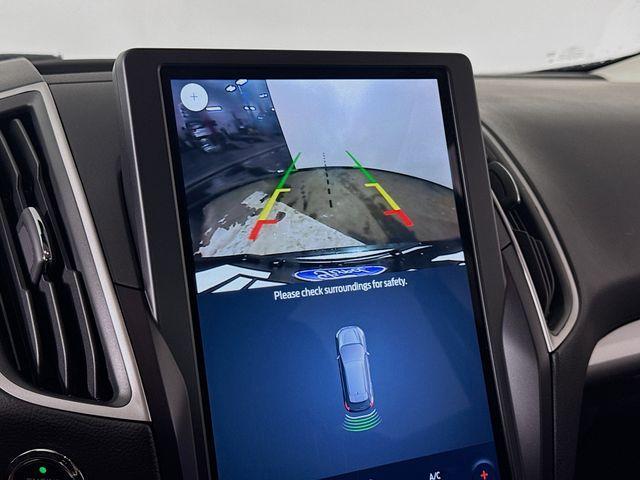 used 2024 Ford Edge car, priced at $25,300