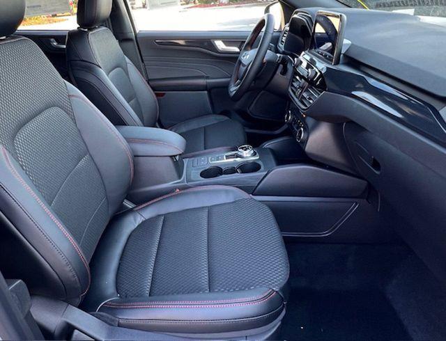 new 2025 Ford Escape car, priced at $29,613