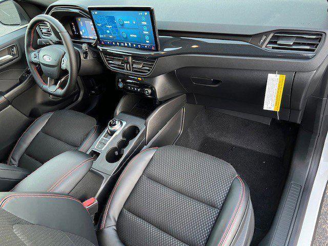new 2025 Ford Escape car, priced at $33,010
