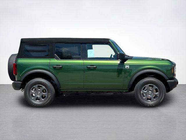 new 2025 Ford Bronco car, priced at $42,506