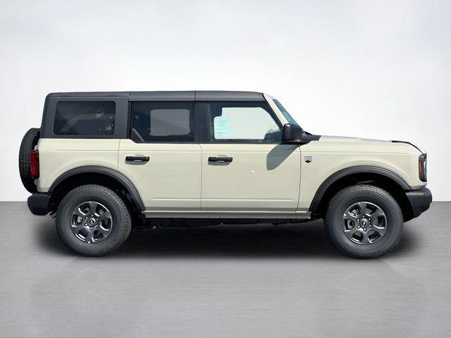 new 2025 Ford Bronco car, priced at $44,484