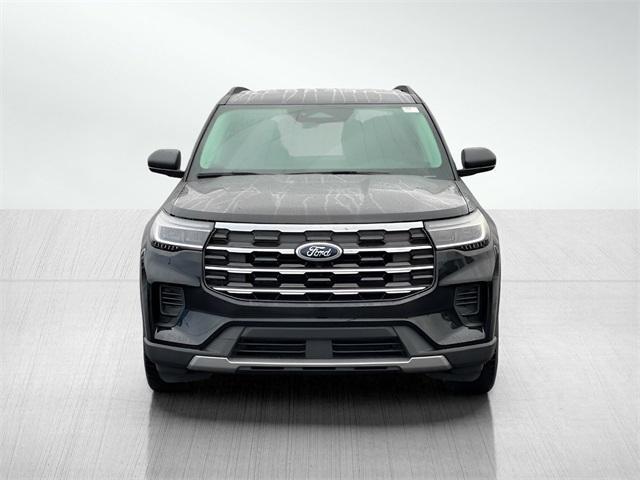 new 2025 Ford Explorer car, priced at $41,950