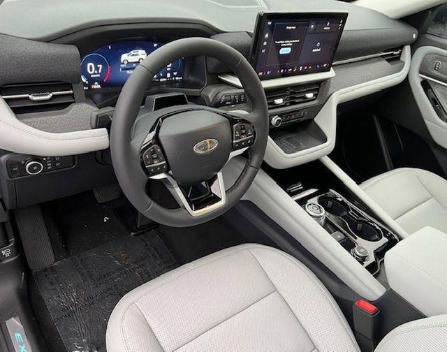new 2025 Ford Explorer car, priced at $55,702