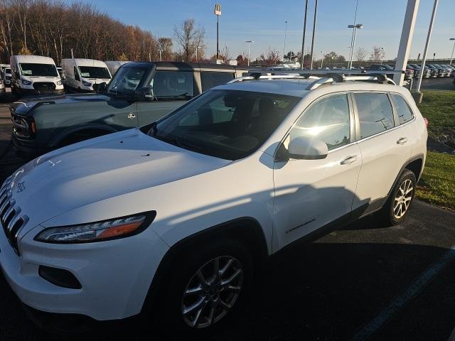 used 2014 Jeep Cherokee car, priced at $7,500