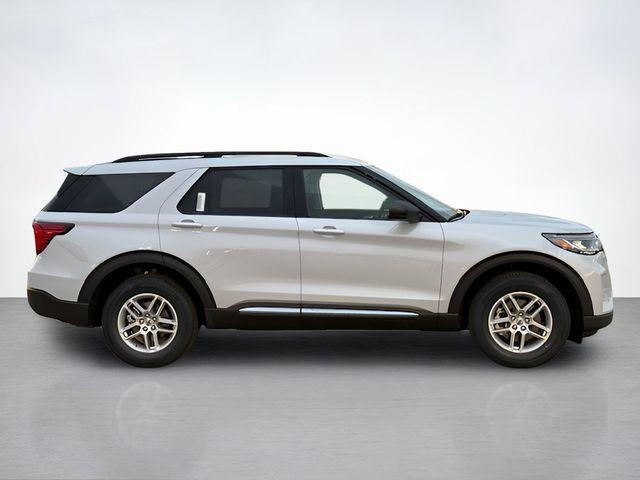new 2025 Ford Explorer car, priced at $40,125