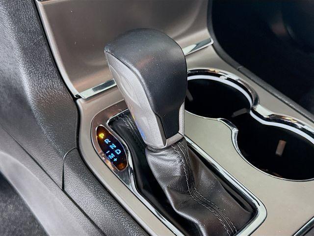 used 2022 Jeep Grand Cherokee WK car, priced at $27,500