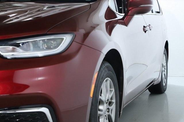 used 2021 Chrysler Pacifica car, priced at $23,750