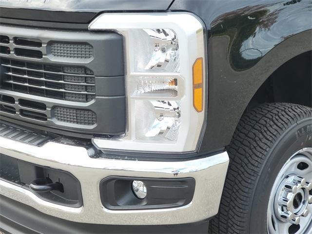 new 2024 Ford F-350 car, priced at $66,000