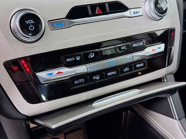 used 2024 Ford Explorer car, priced at $37,900