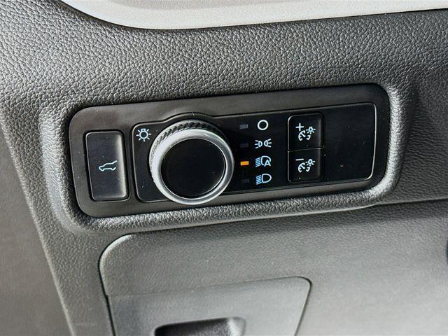 used 2024 Ford Explorer car, priced at $37,900