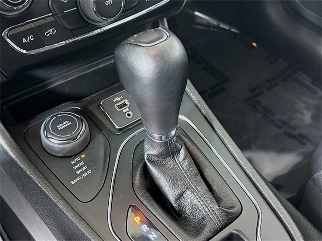 used 2021 Jeep Cherokee car, priced at $22,190