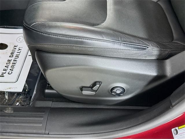 used 2021 Jeep Cherokee car, priced at $22,190