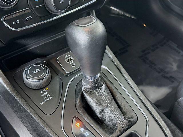 used 2021 Jeep Cherokee car, priced at $21,500
