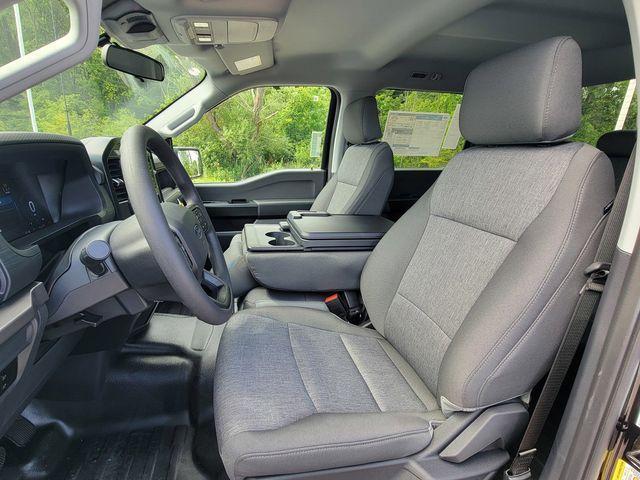 new 2024 Ford F-150 car, priced at $45,305