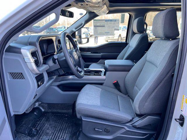 new 2025 Ford F-250 car, priced at $71,700