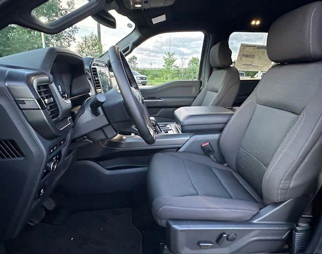 new 2025 Ford F-150 car, priced at $54,117