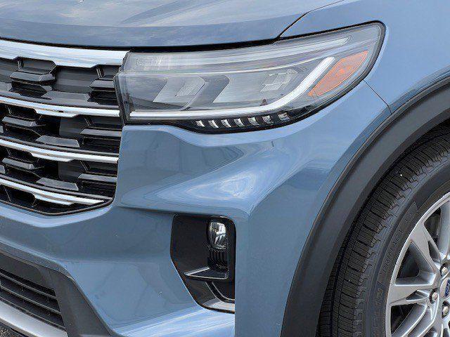 new 2025 Ford Explorer car, priced at $49,965