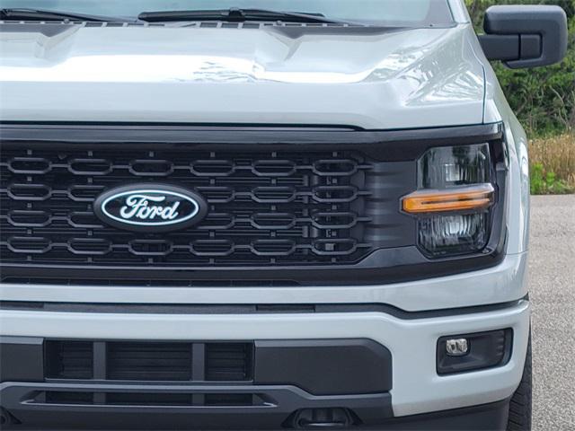 new 2024 Ford F-150 car, priced at $48,752