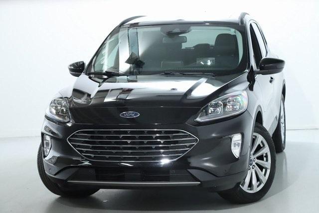 used 2022 Ford Escape car, priced at $25,390