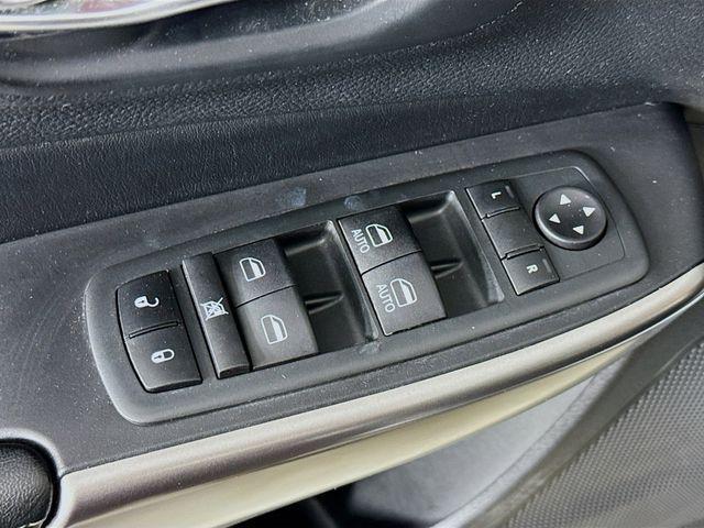 used 2020 Jeep Cherokee car, priced at $14,950