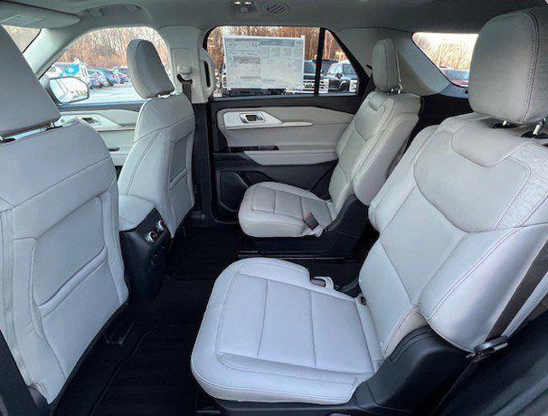 new 2025 Ford Explorer car, priced at $49,310