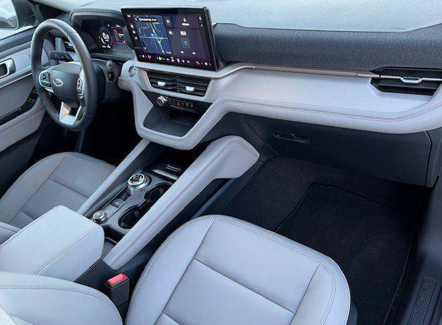 new 2025 Ford Explorer car, priced at $49,310