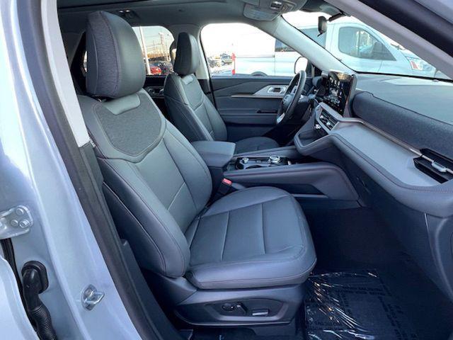 new 2025 Ford Explorer car, priced at $46,082