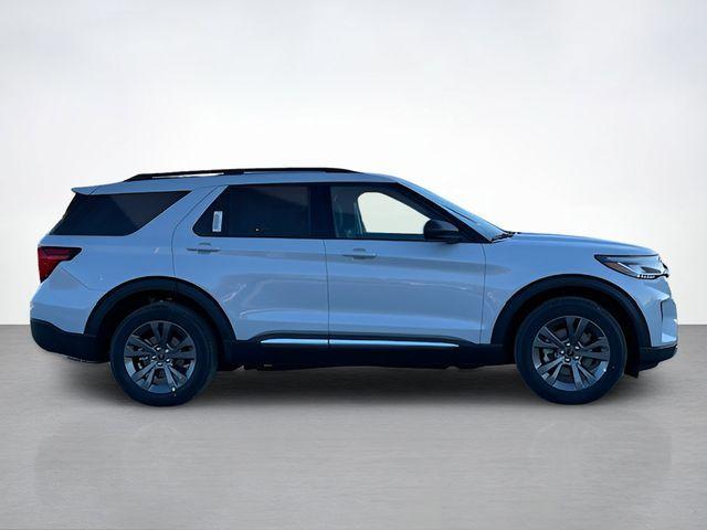 new 2025 Ford Explorer car, priced at $46,082