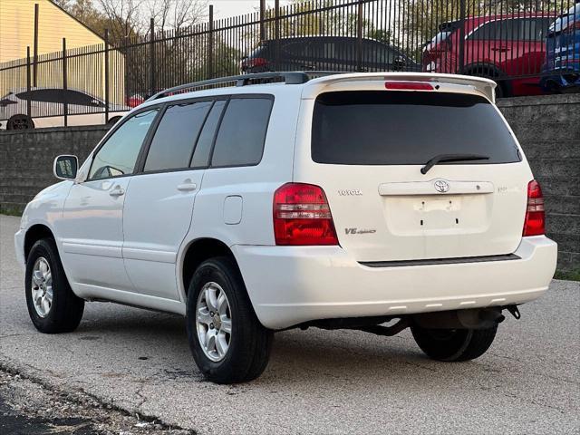 used 2002 Toyota Highlander car, priced at $6,500