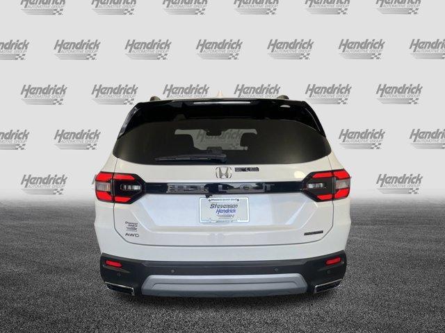 new 2025 Honda Pilot car, priced at $54,255