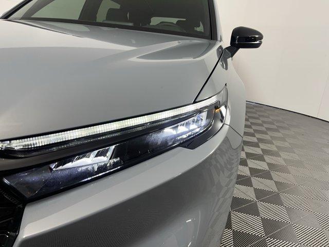 new 2026 Honda CR-V Hybrid car, priced at $40,575