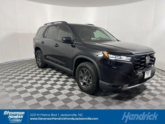 new 2025 Honda Pilot car, priced at $50,850