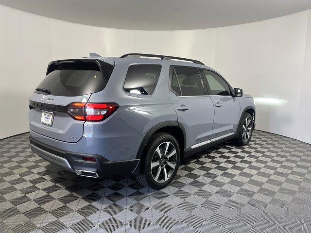 new 2025 Honda Pilot car, priced at $55,715