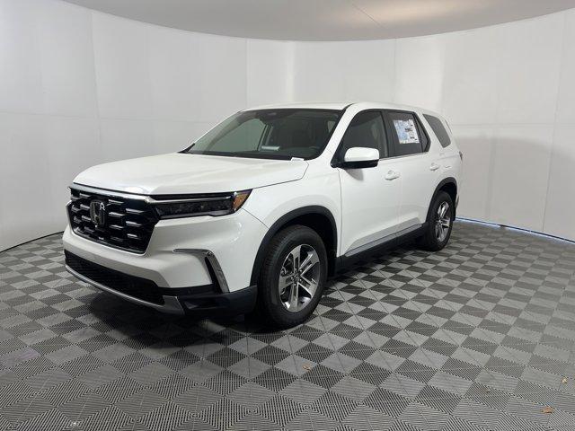 new 2025 Honda Pilot car, priced at $47,505