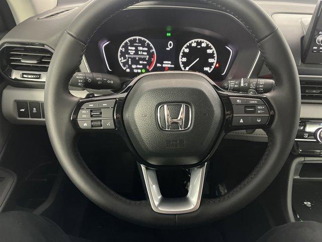 new 2025 Honda Pilot car, priced at $48,950