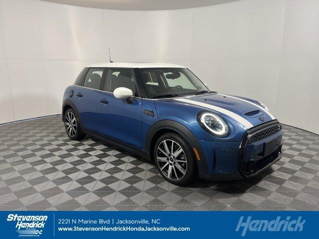 used 2022 MINI Hardtop car, priced at $23,890