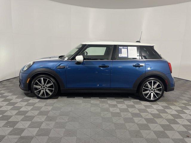 used 2022 MINI Hardtop car, priced at $23,890