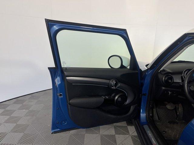 used 2022 MINI Hardtop car, priced at $23,890