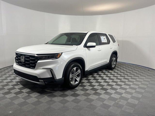 new 2025 Honda Pilot car, priced at $47,450