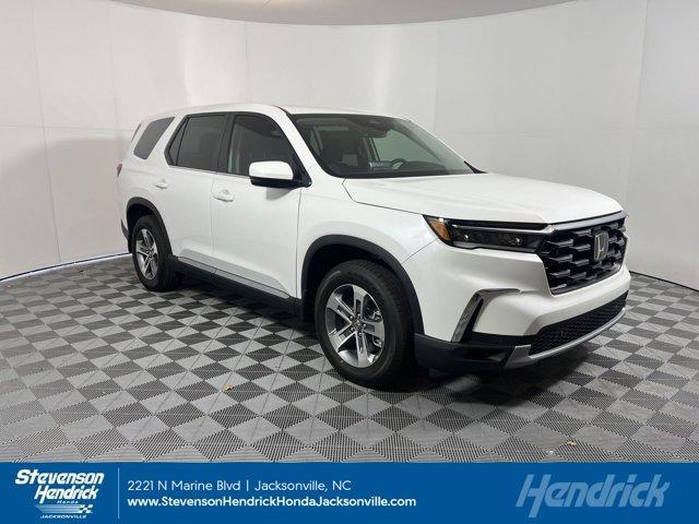 new 2025 Honda Pilot car, priced at $47,150