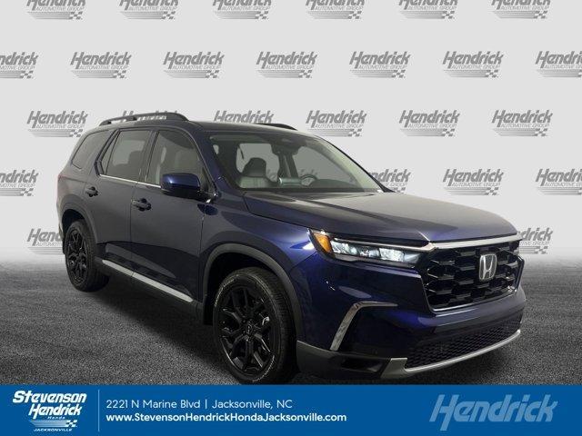 new 2025 Honda Pilot car, priced at $52,950