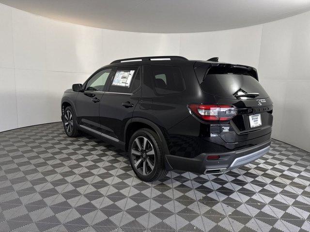 new 2025 Honda Pilot car, priced at $48,950