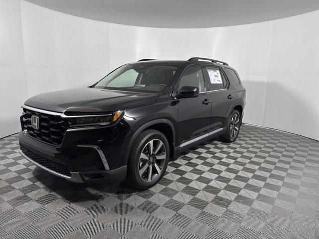 new 2025 Honda Pilot car, priced at $48,950