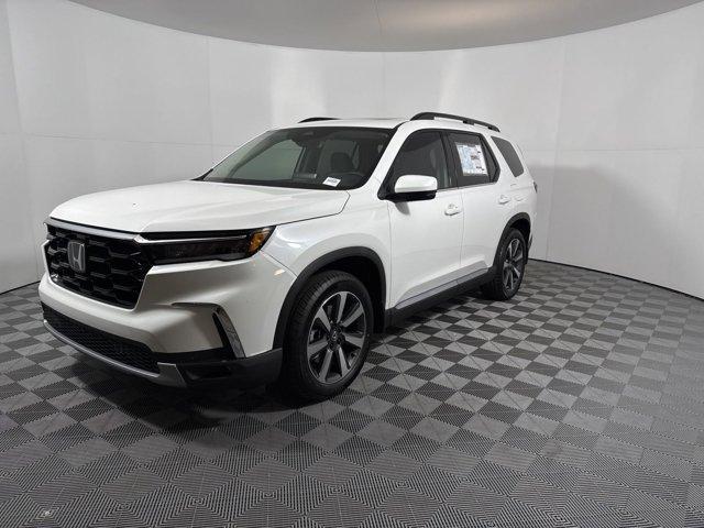 new 2025 Honda Pilot car, priced at $49,390